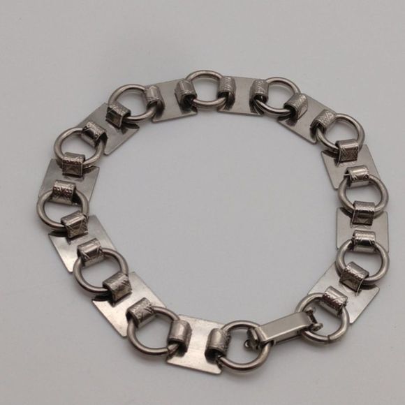 Vintage Silvertone Diamond Etched Link Bracelet 1407 - Picture 6 of 6